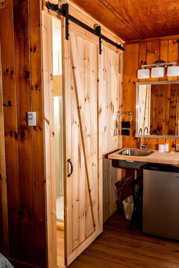The Long View Lodge Long Lake Екстериор снимка